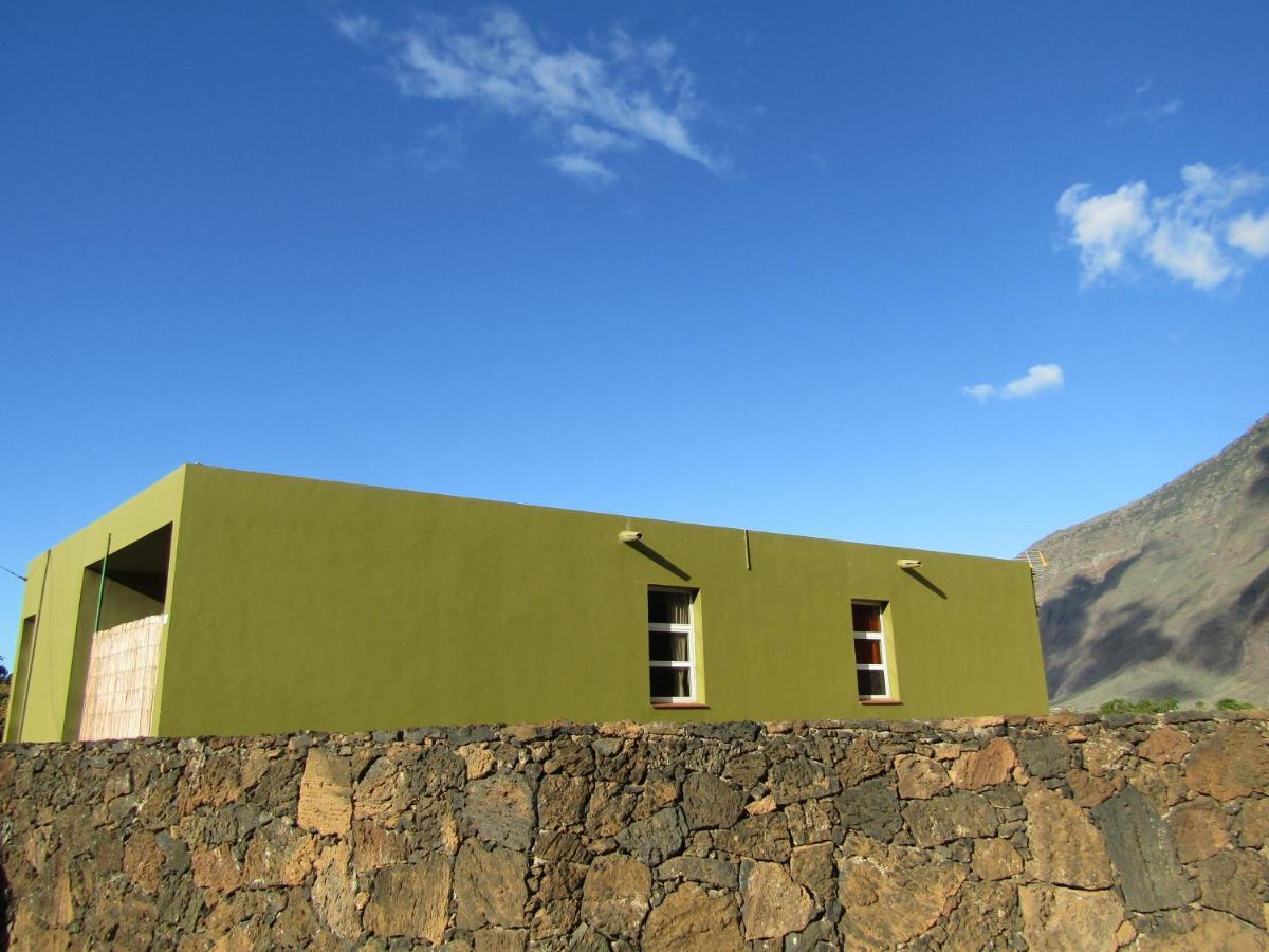 On An Organic Farm By The Coast, Casa de vacances Frontera