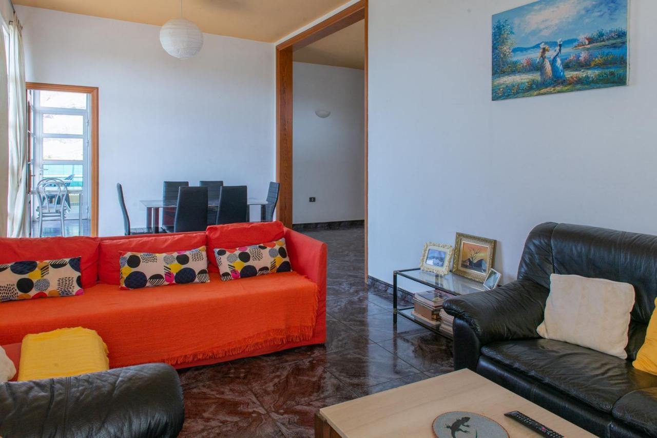 Large On A Tranquil Organic Farm * Frontera